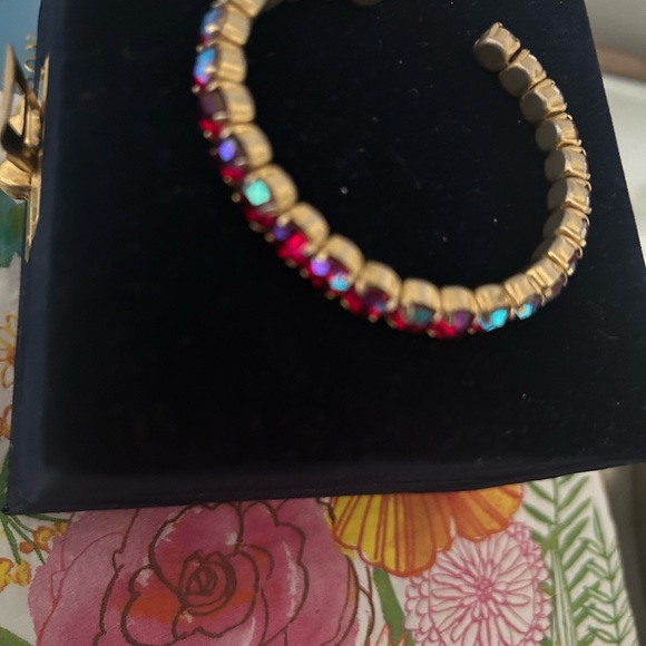 Beautiful crsytal vintage bangle 🌺 - Picture 4 of 4